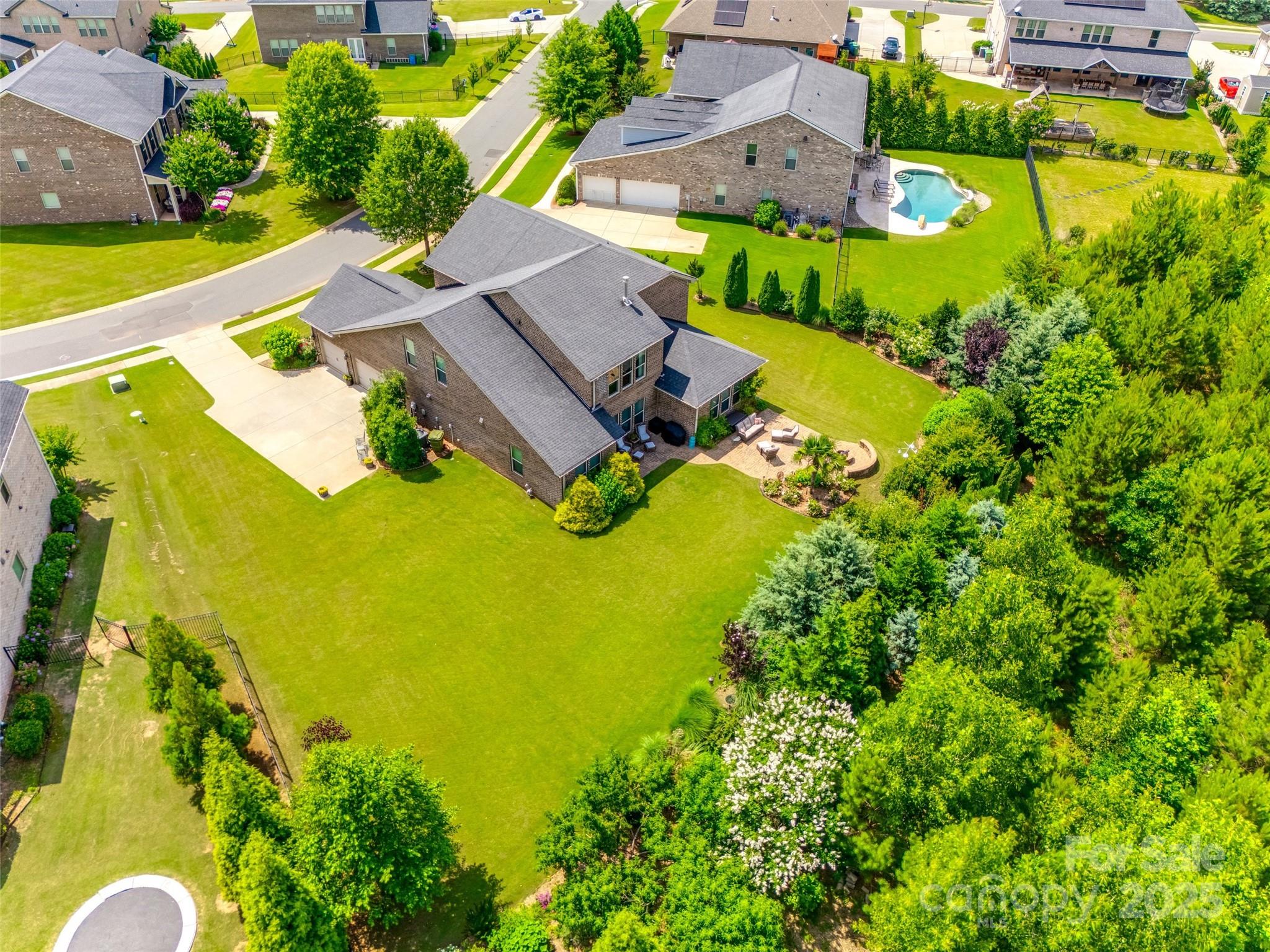 The Preserve At Riverchase - Residential