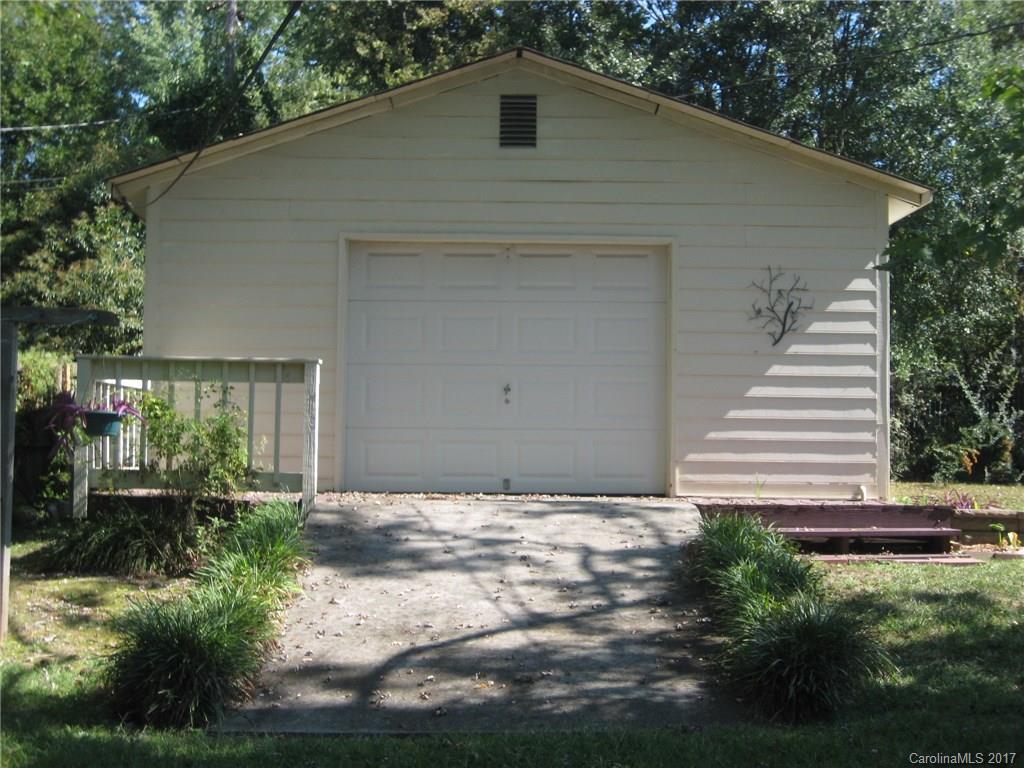 Oakwood Acres - Residential