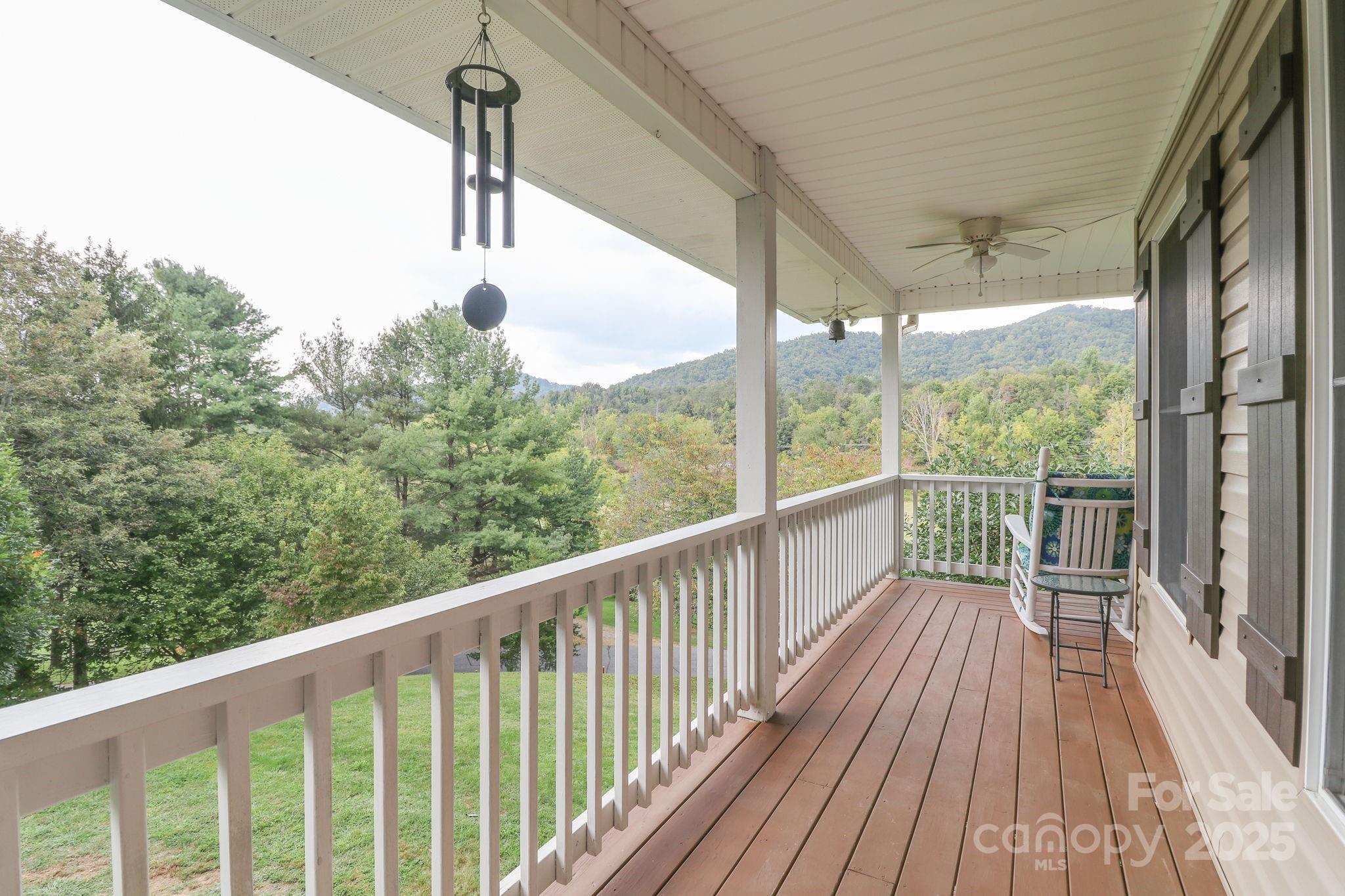 26 Horseshoe Trail