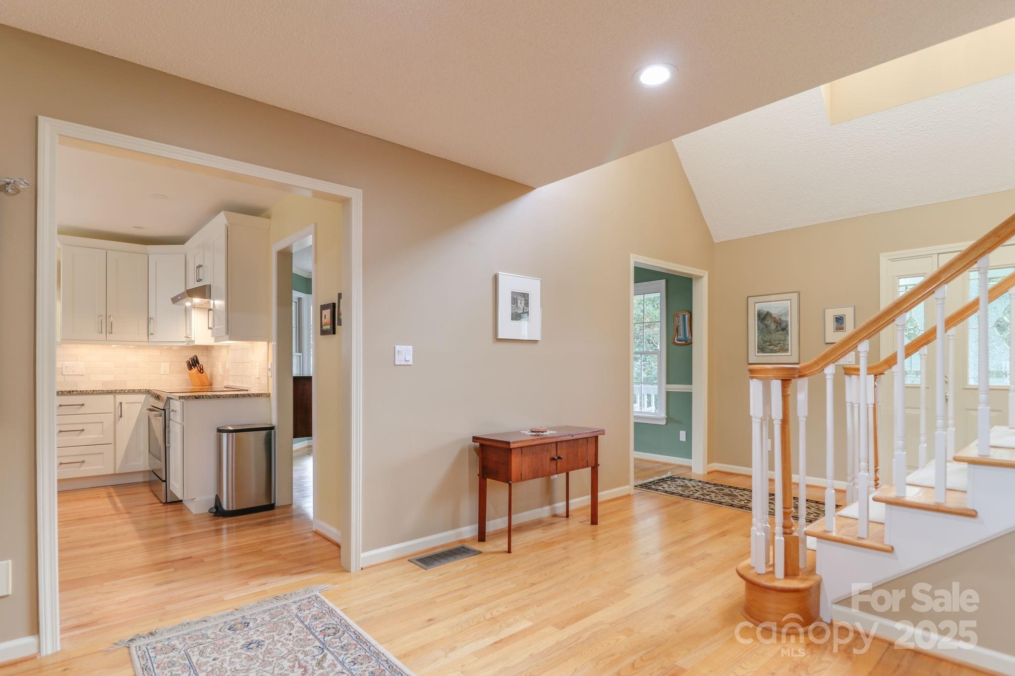 26 Horseshoe Trail