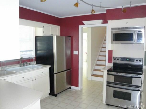 The Peninsula - Residential Lease