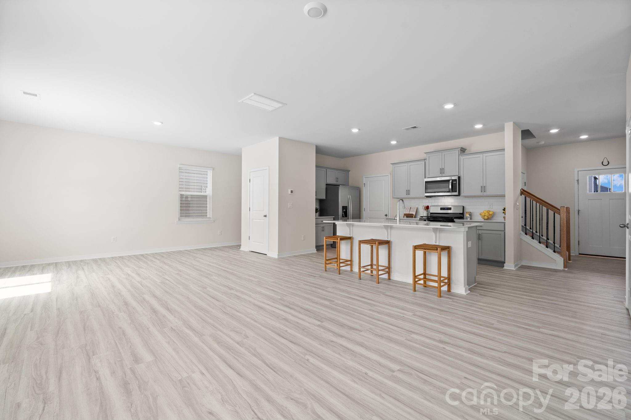 The Hamptons at Hickory - Residential