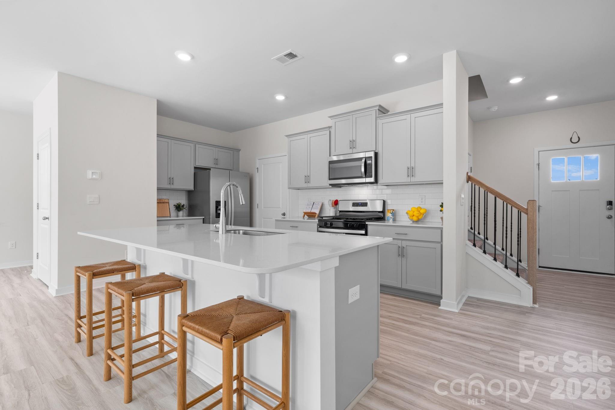 The Hamptons at Hickory - Residential