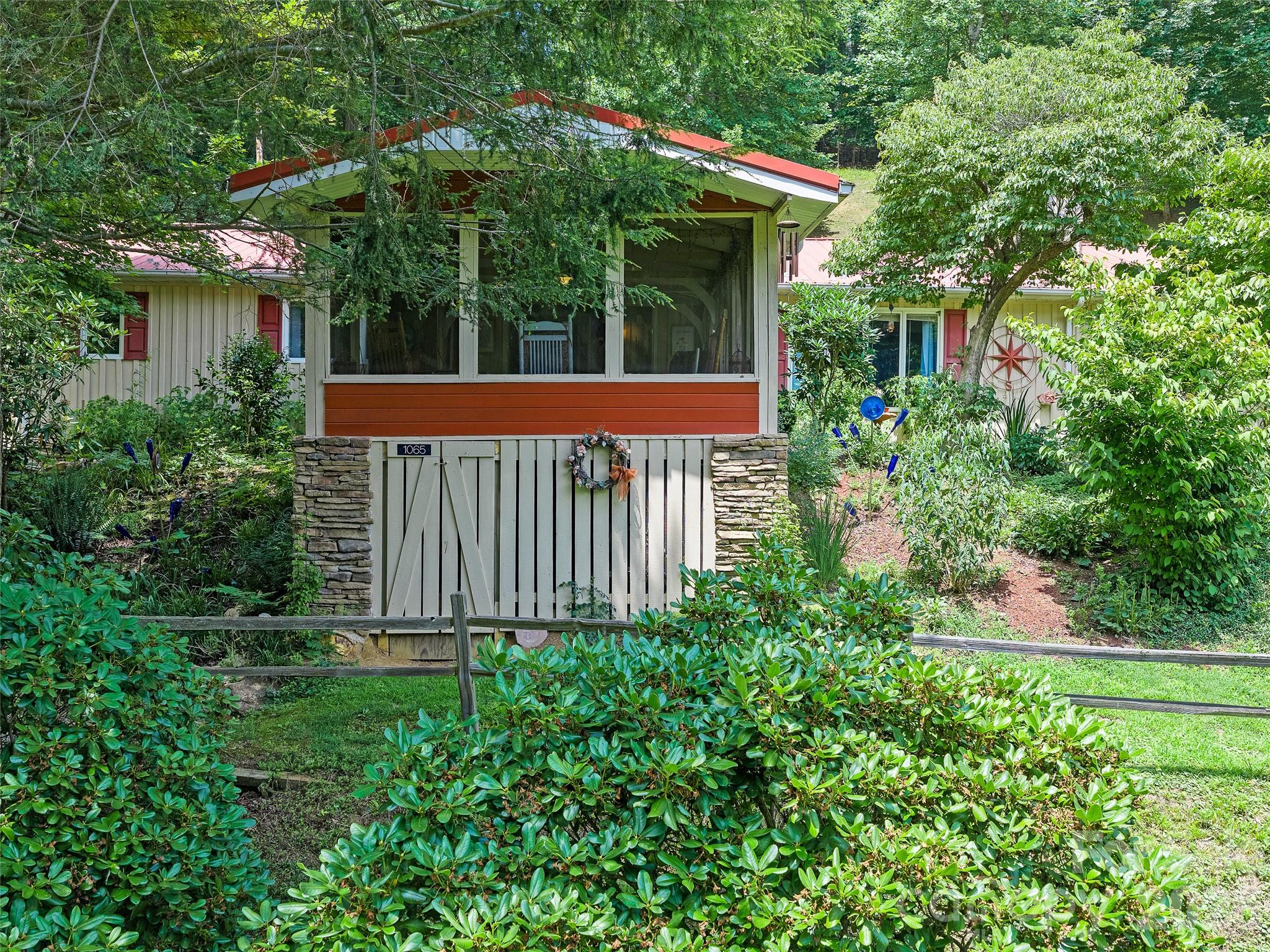 1065 Upper Pig Pen Road