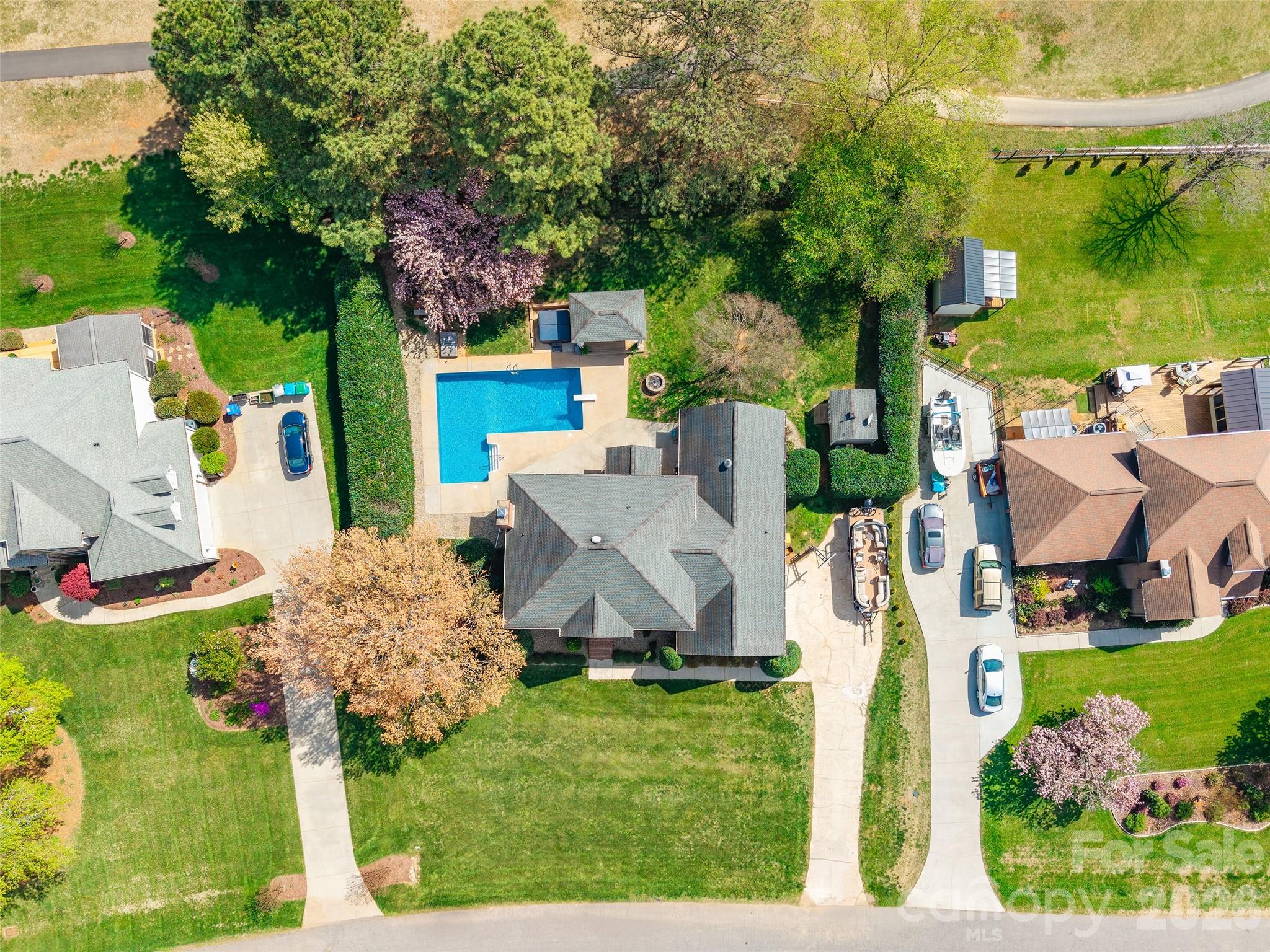 Mallard Head - Residential