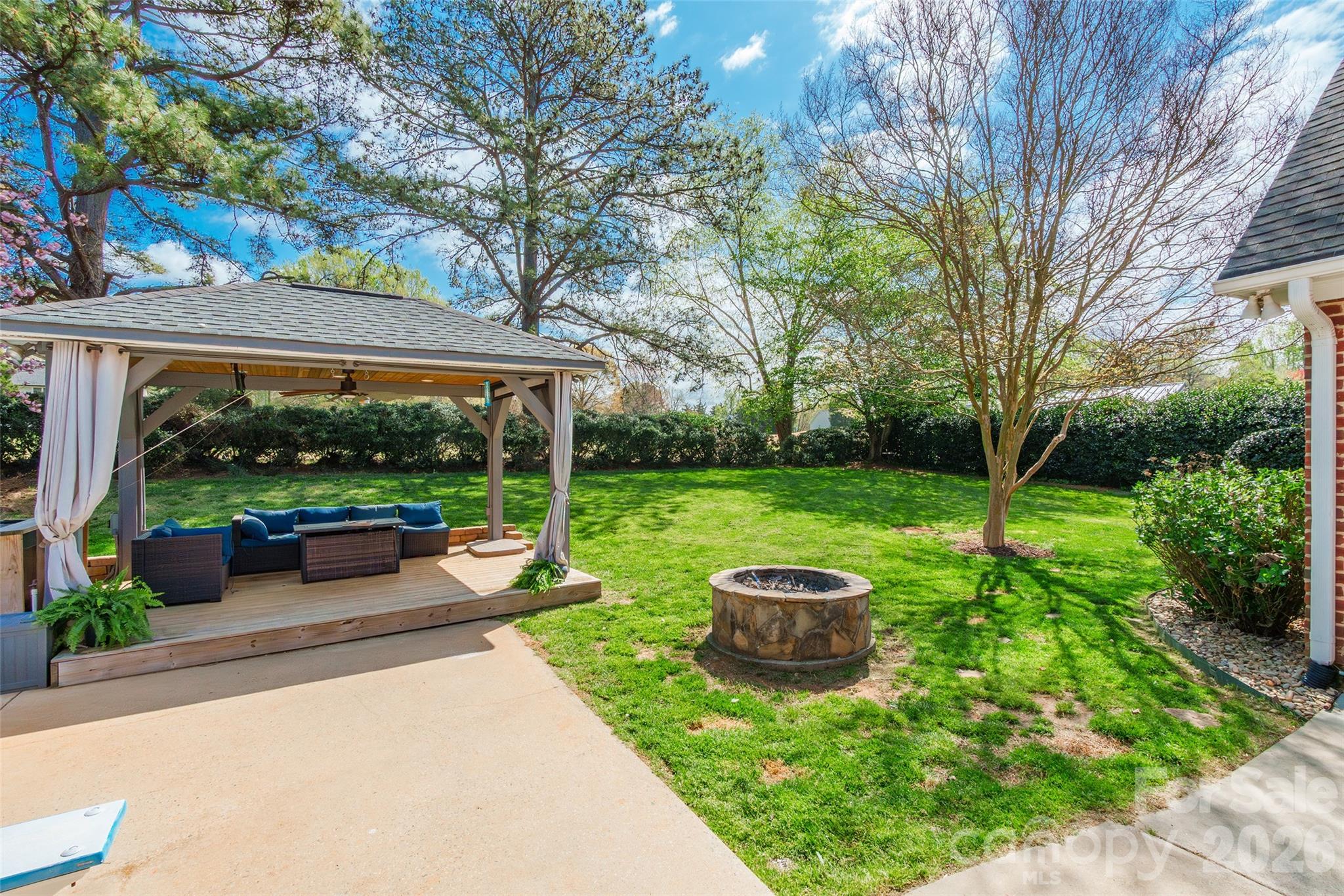 Mallard Head - Residential