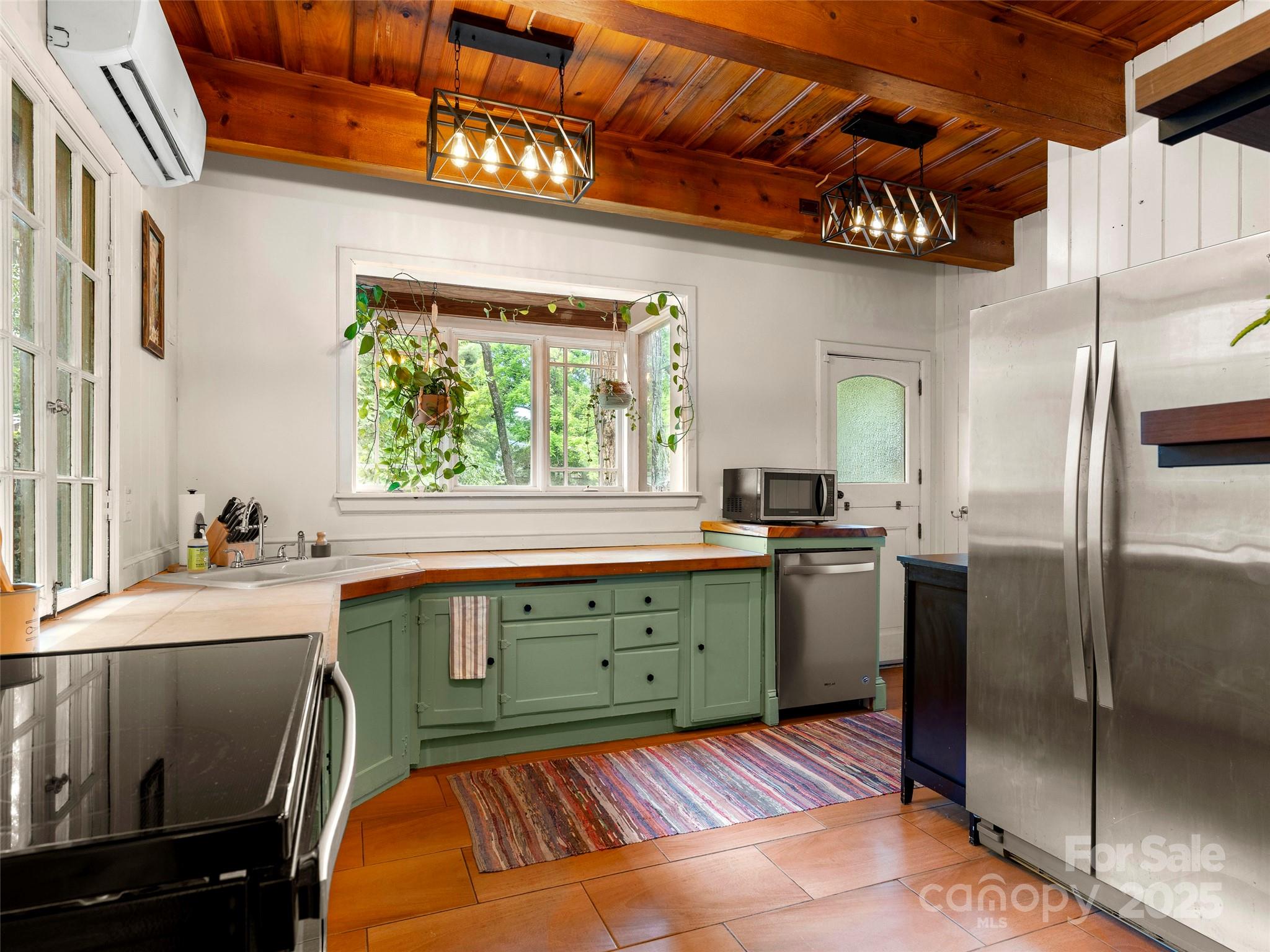 Carolina Homes - Residential