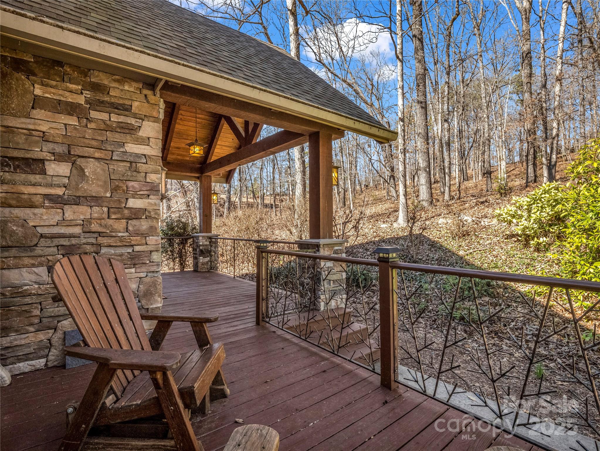 768 White Oak Lane