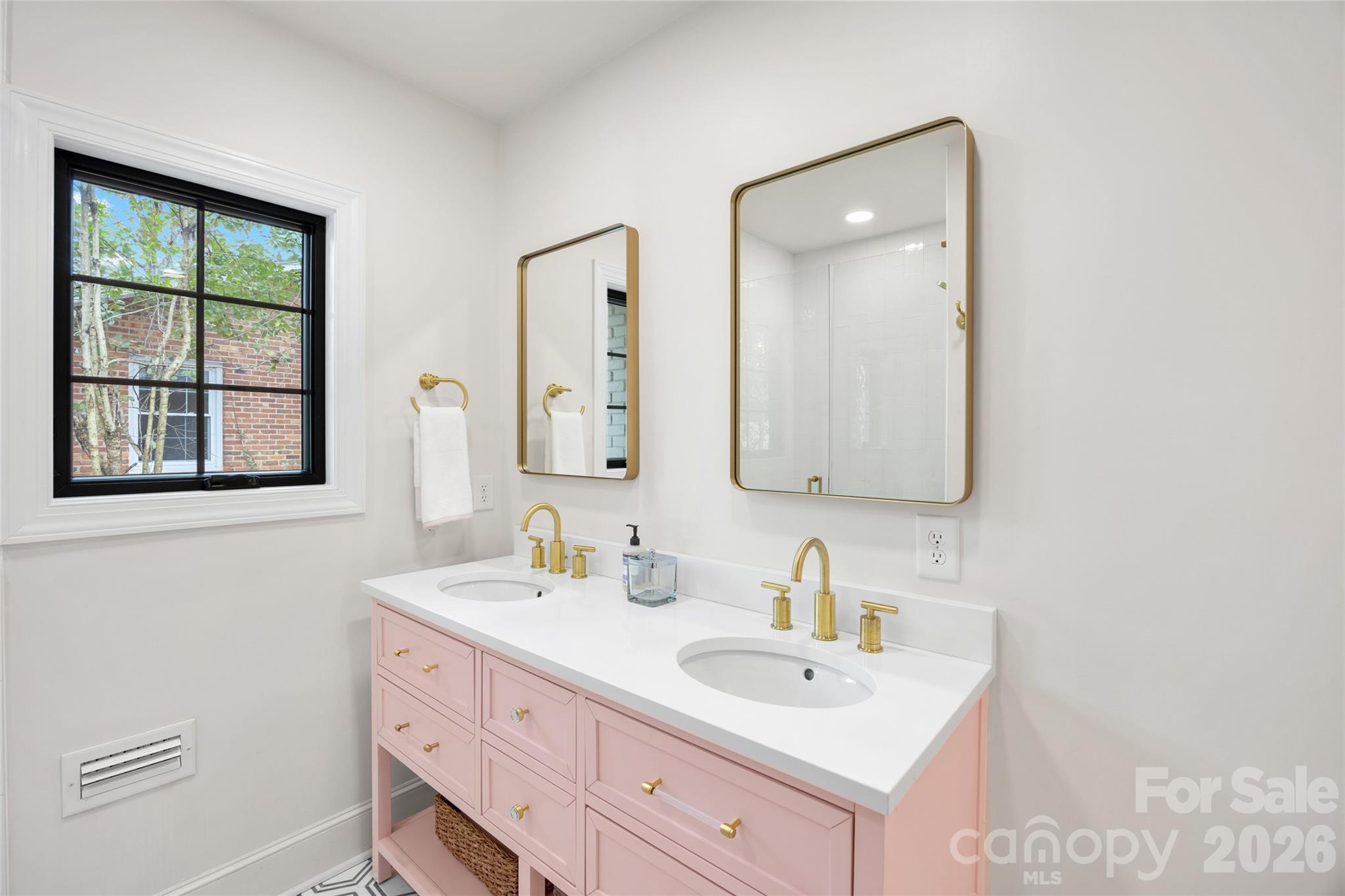 Robinson Woods - Residential