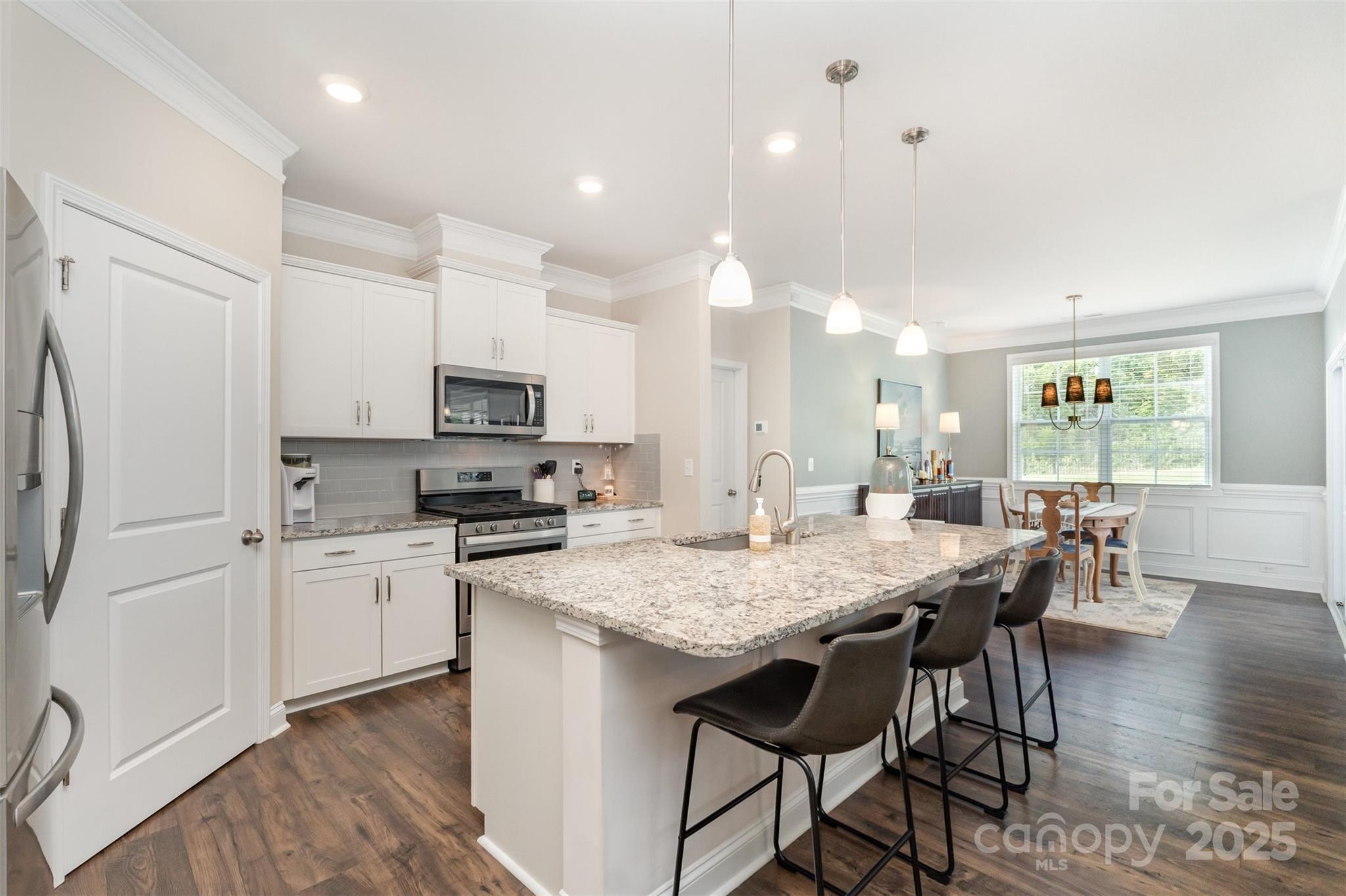 4466 Streamside Road