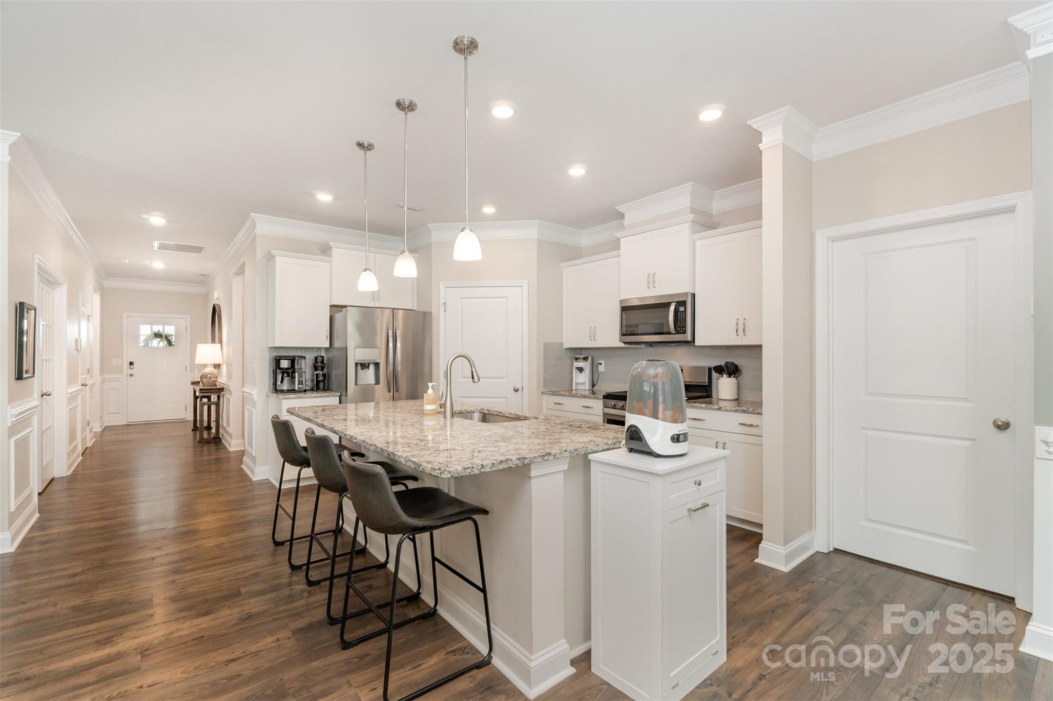 4466 Streamside Road