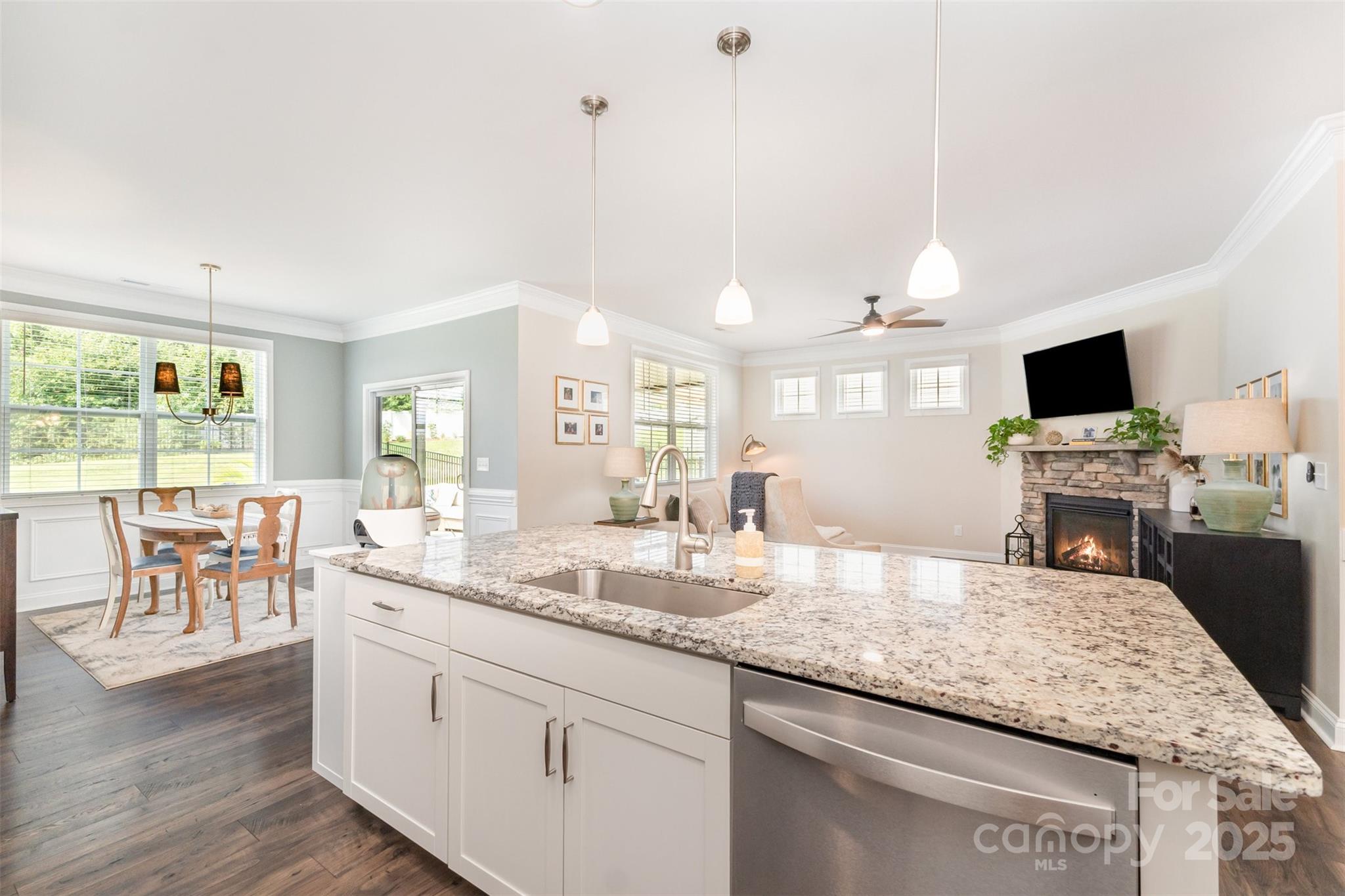 4466 Streamside Road