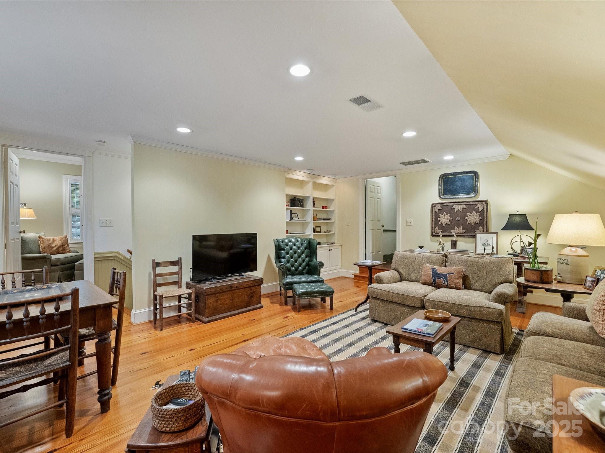 Foxcroft - Residential