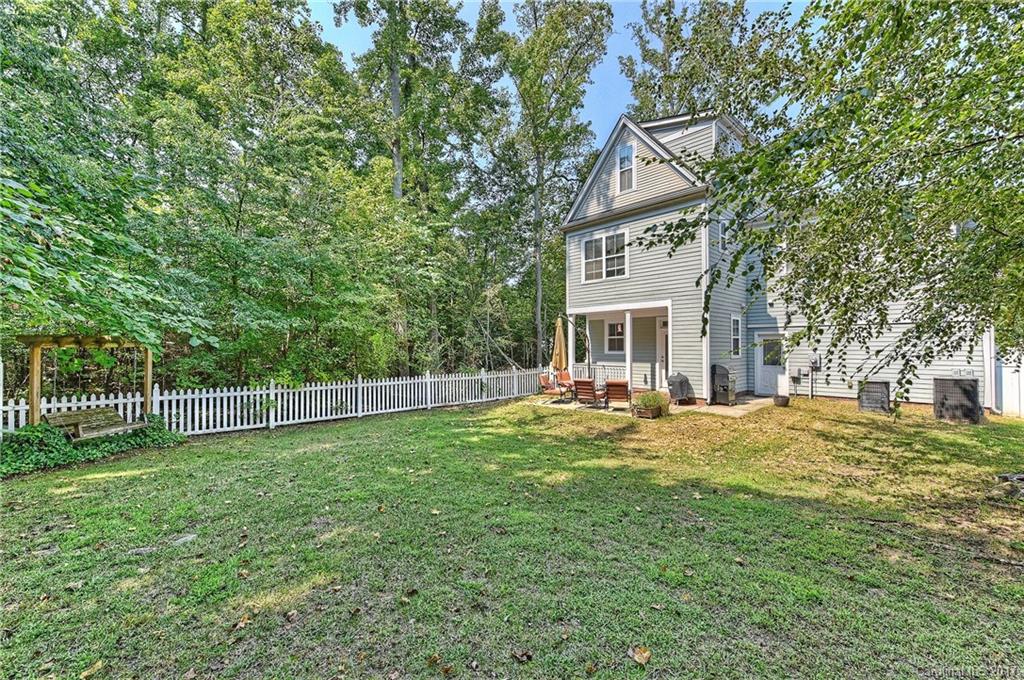 Old Stone Crossing - Residential