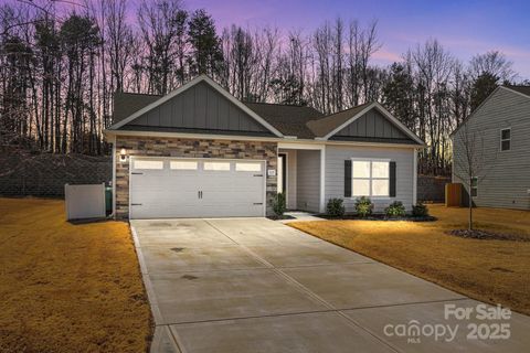 A home in Troutman