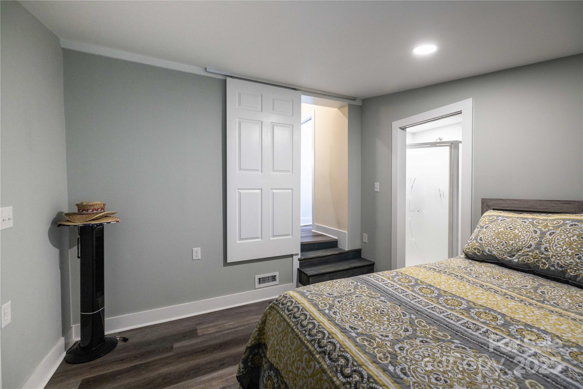 Twin Harbor - Residential