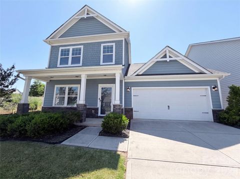 Photo of 194 Canada Drive, Statesville, NC 28677 (MLS # 4383761)