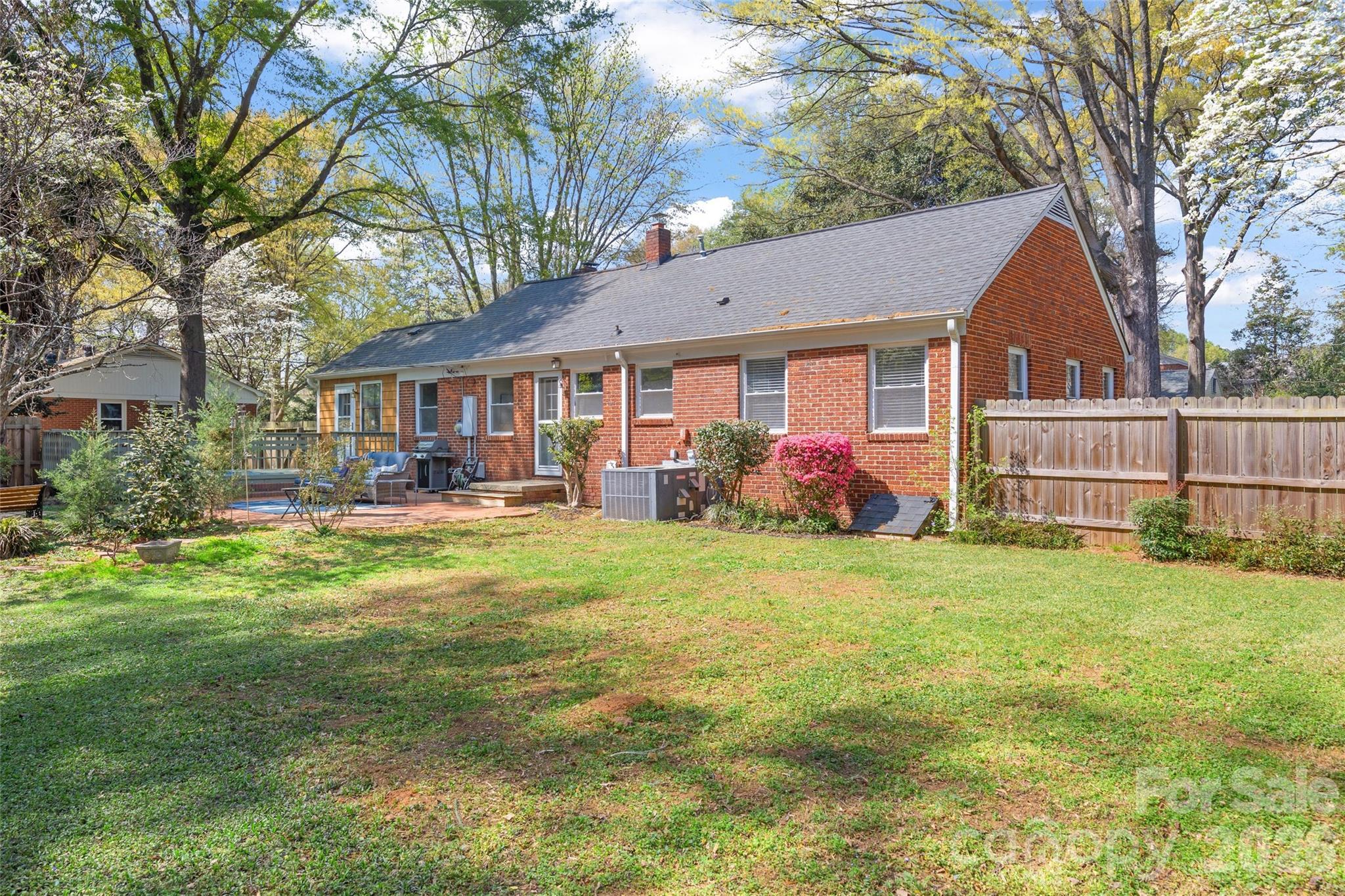 Medford Acres - Residential