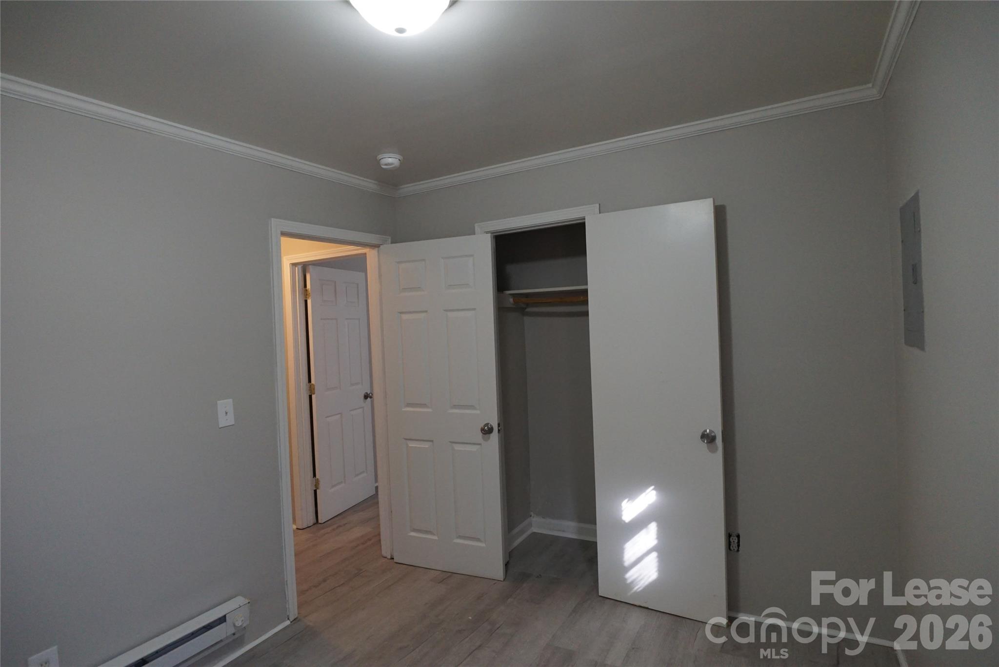 435 Arlington Circle NW D