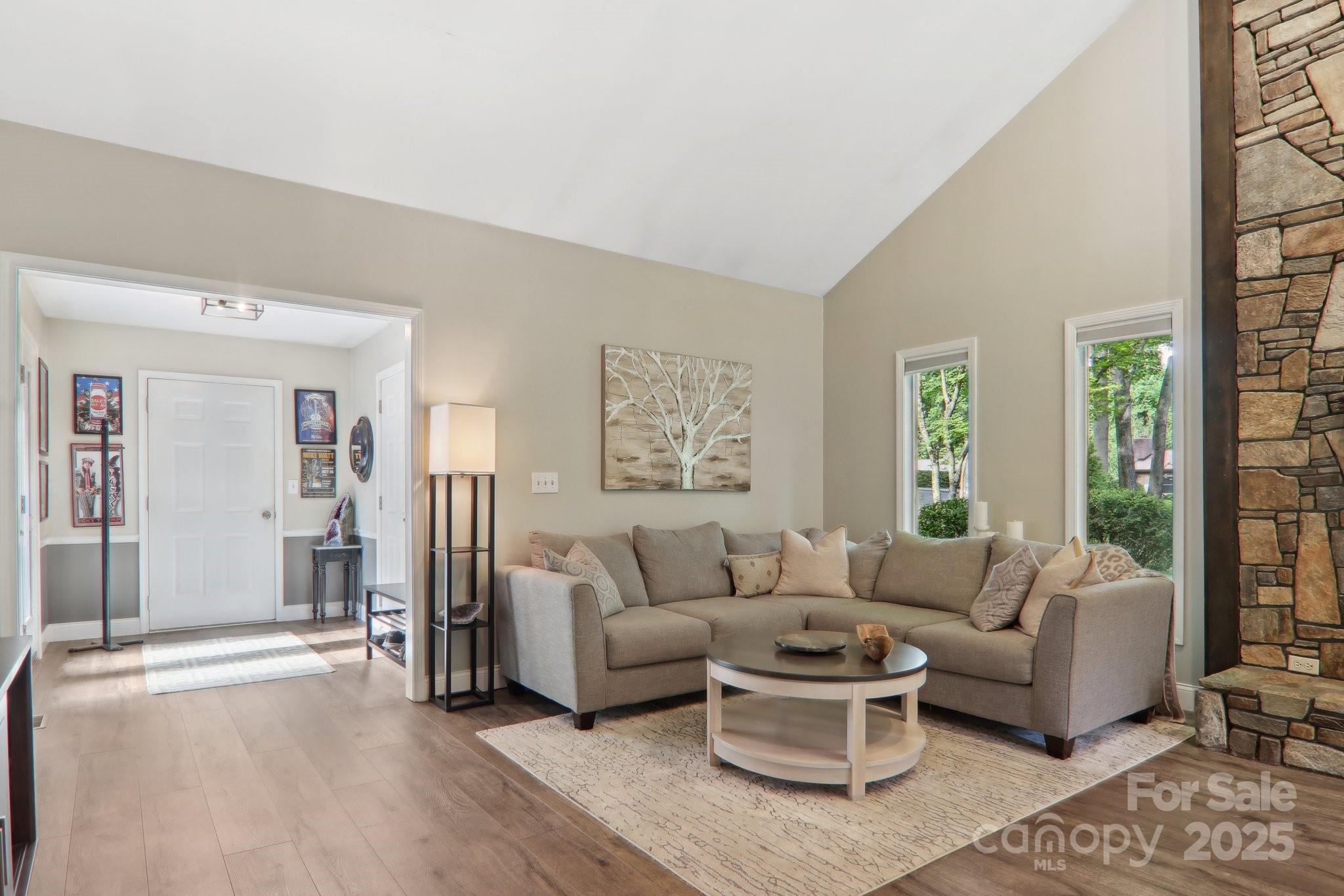 210 Navaho Drive