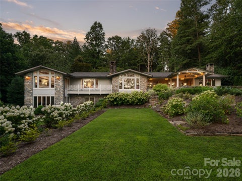 Photo of 17 Amherst Road, Biltmore Forest, NC 28803 (MLS # 4424606)