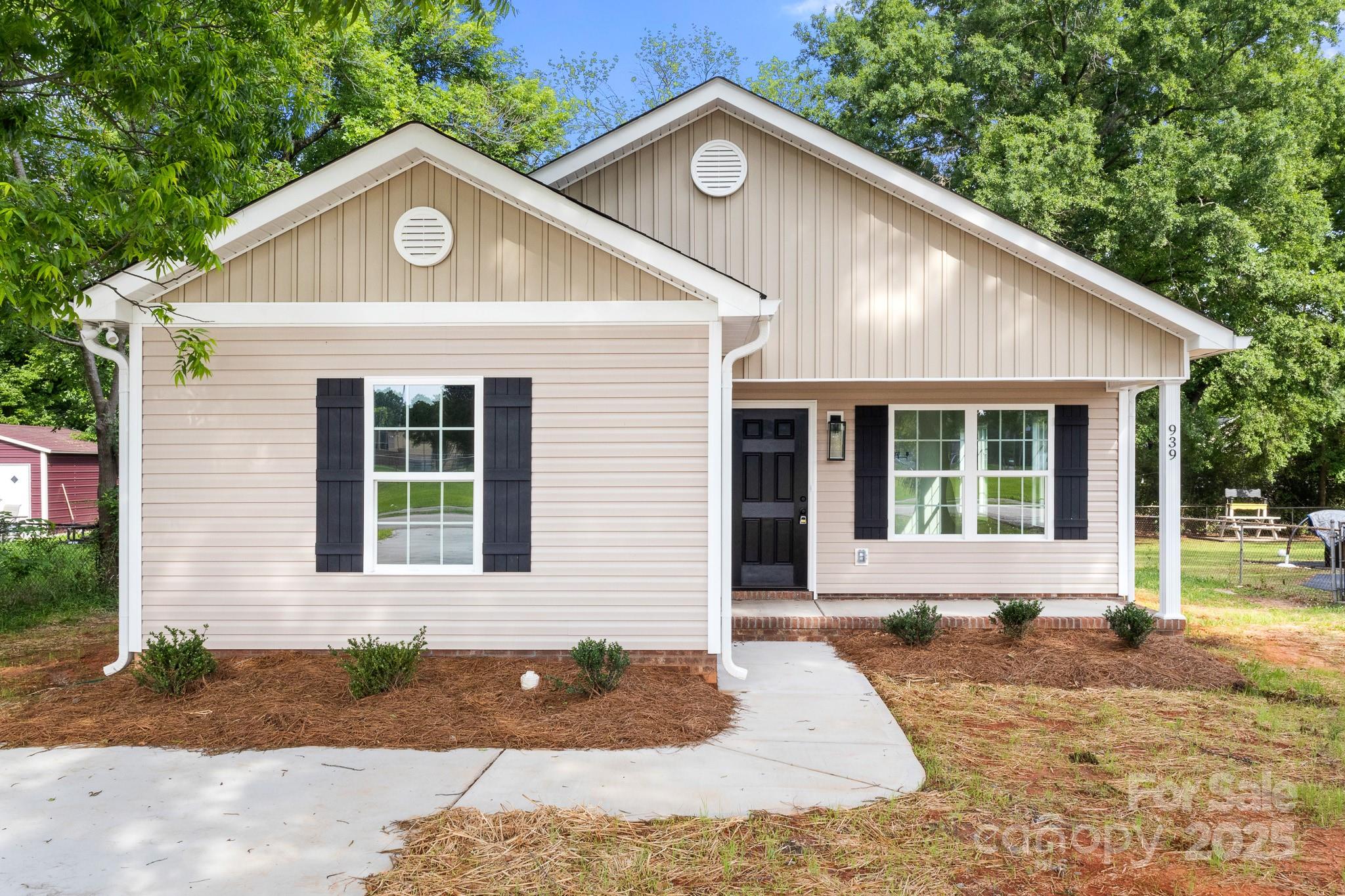 Castle Heights - Residential