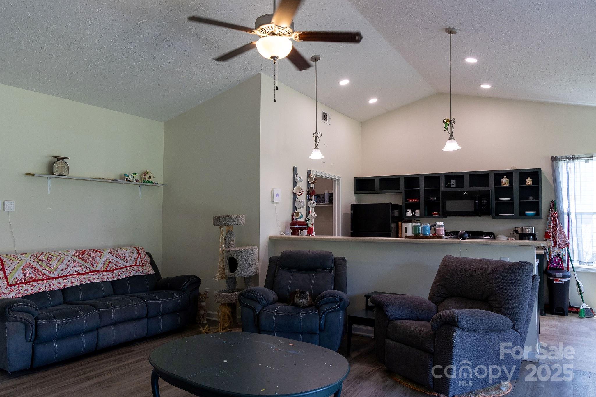 1809 Samantha Place