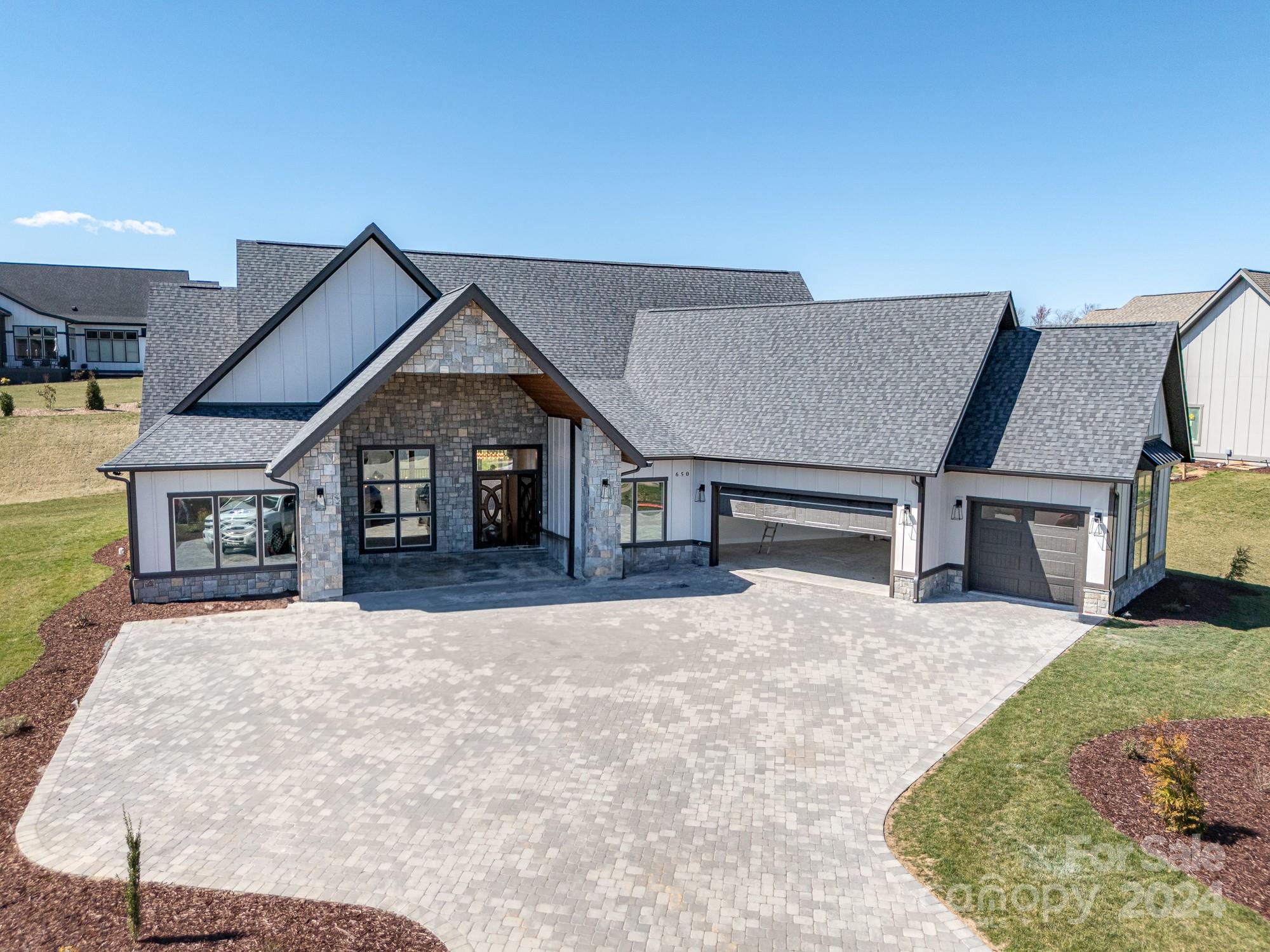 Mills River Crossing - Residential