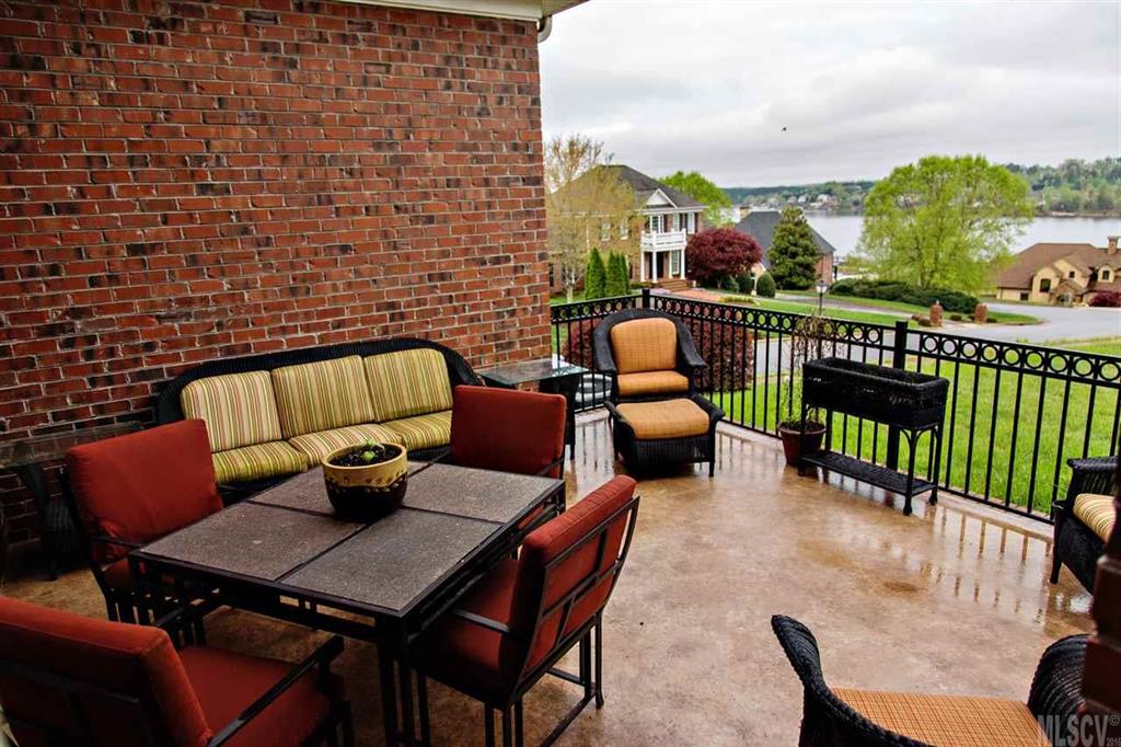 Moores Ferry - Residential