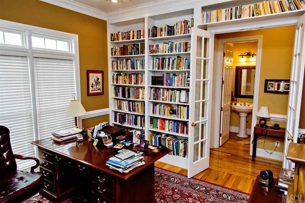 Moores Ferry - Residential