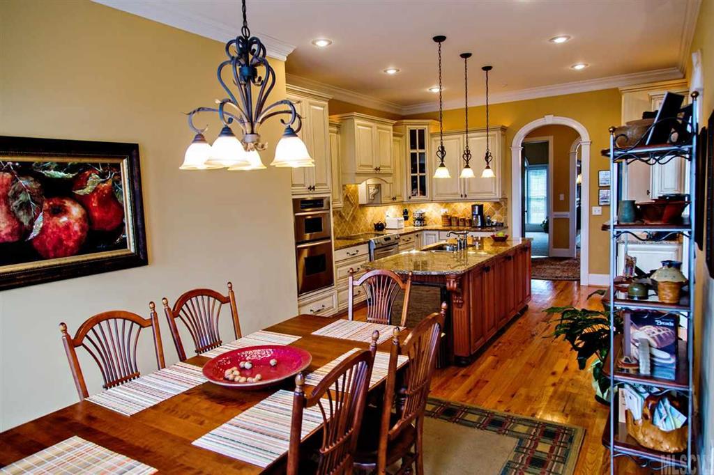 Moores Ferry - Residential