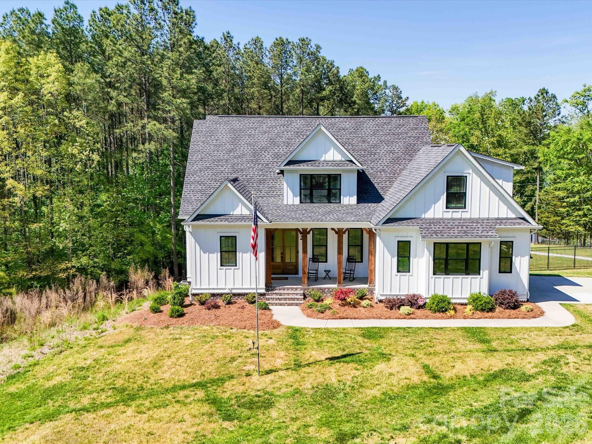 4588 Rinaldo Road