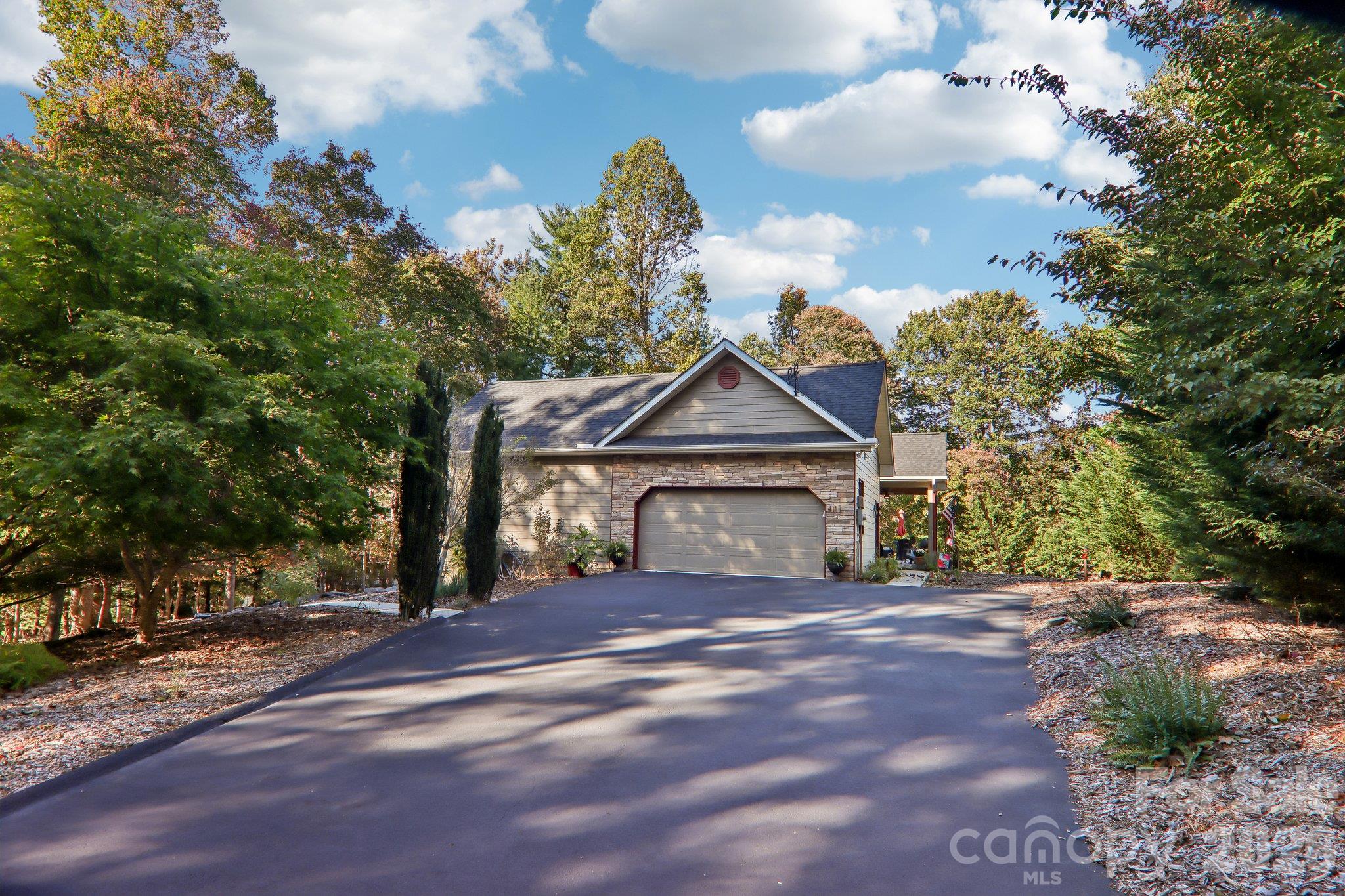 411 Alta Circle
