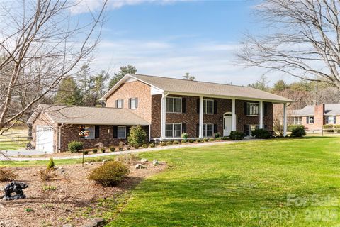 774 Crooked Creek Road Hendersonville NC 28739
