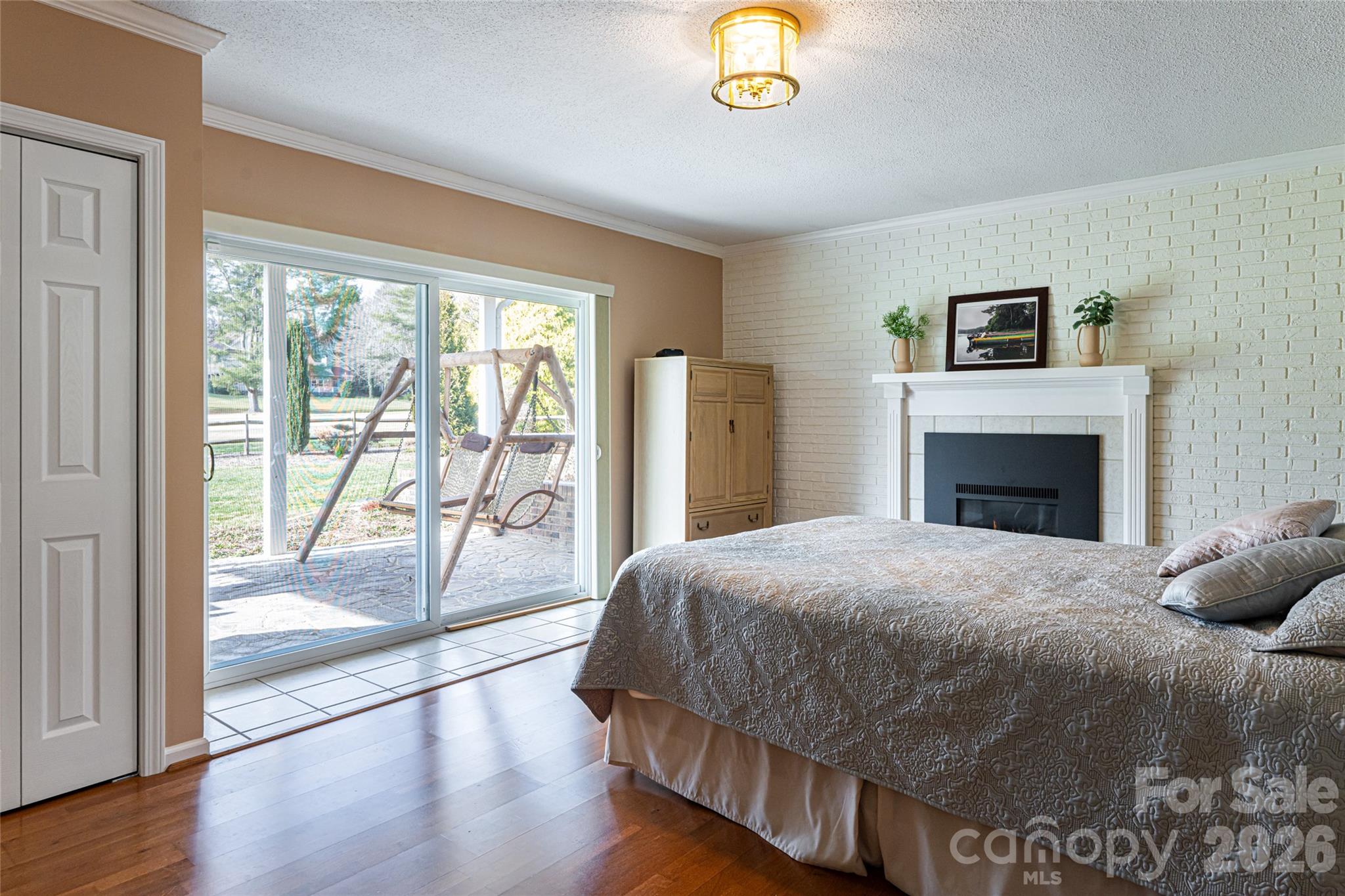 Crooked Creek - Residential