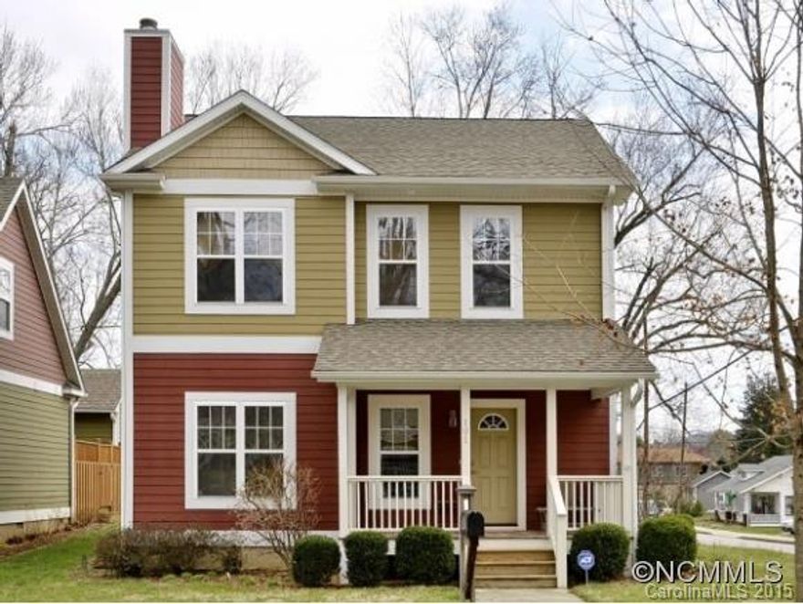 This house shows like a model home! Wonderful contemporary colors, wood floors and 9' ceilings on the main level, granite counter tops in the spacious kitchen, paneled wainscoting in the living room, and more! Built in 2007 but gently used and in move-in condition. Just minutes from Biltmore Village or Downtown.