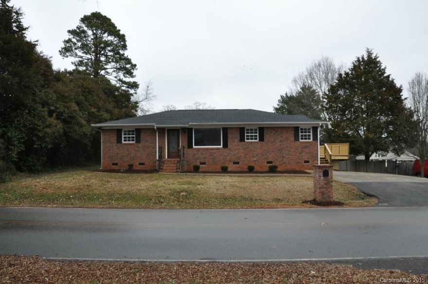 Completely updated 4bed, 2 bath ranch in Fort Mill School District. Newly refinished Hardwood floors with new carpet in the bedrooms, new appliances, updated bathrooms, nice new large deck overlooking private yard with a great storage building.There is a new 30 year roof, new energy efficient heat and air. Come see this great home in a great convenient location.