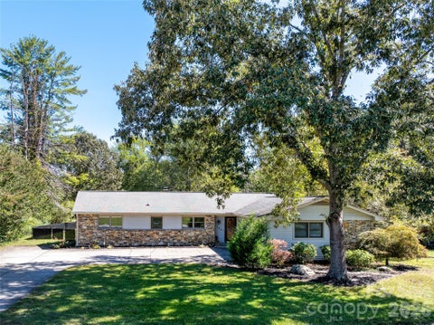 Photo of 109 N Greenwood Forest Drive, Etowah, NC 28729 (MLS # 4429683)