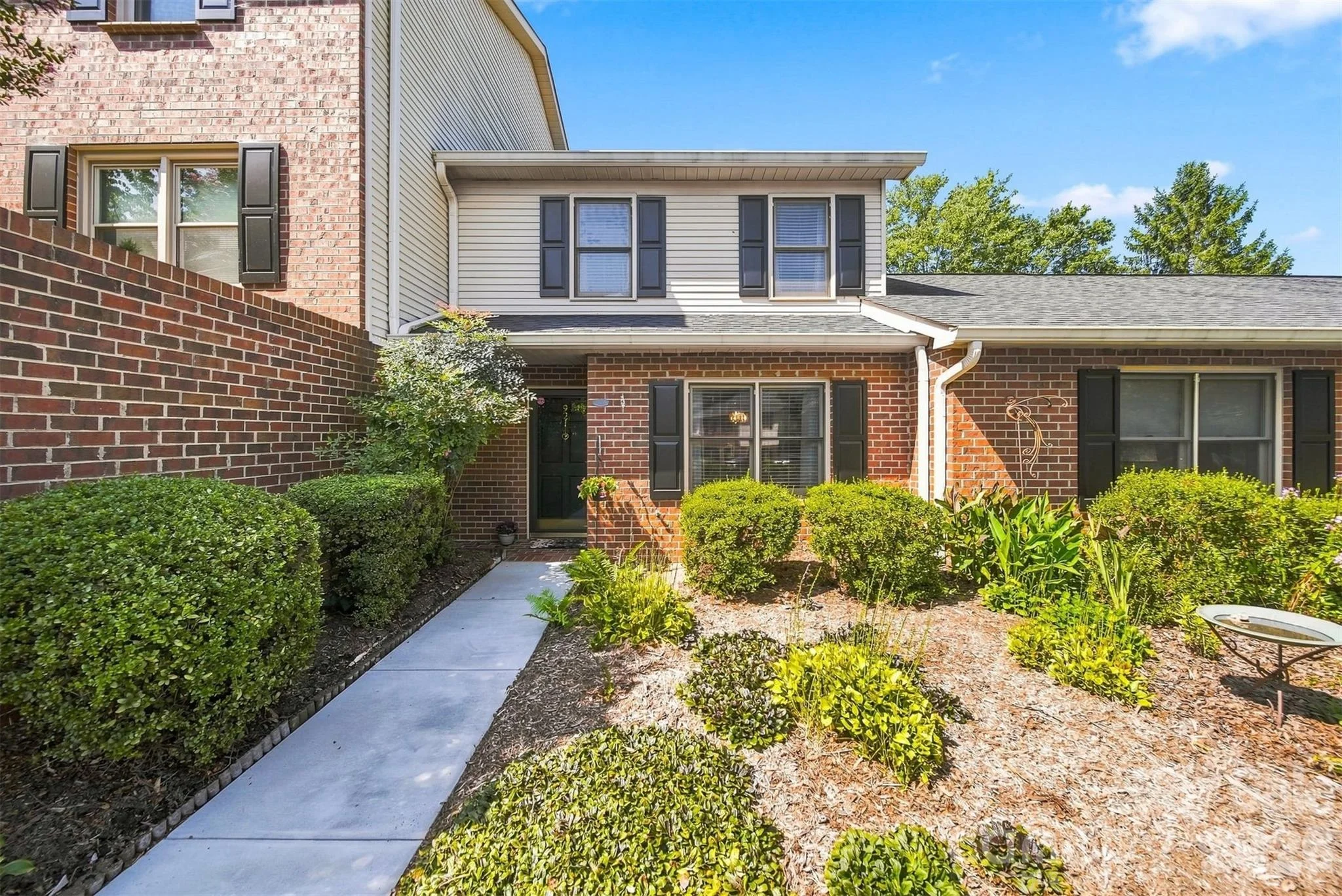 921 21st Avenue NE, Hickory, NC, 28601