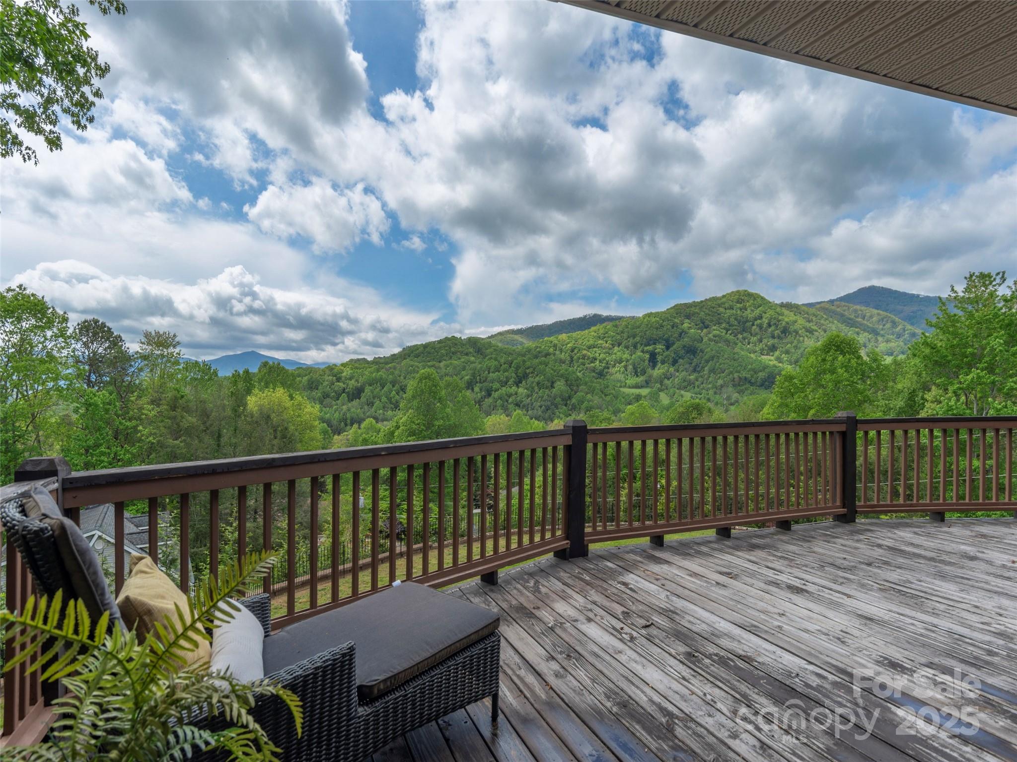 360 Lenwood Drive