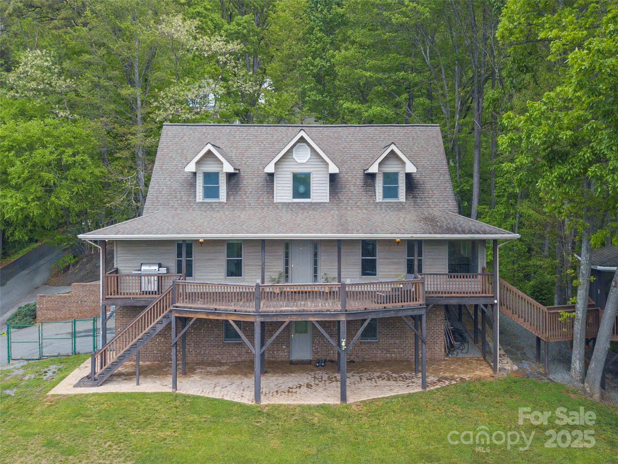 360 Lenwood Drive