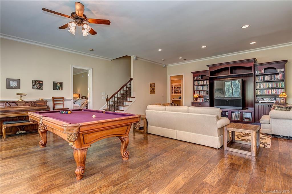 Private Acres - Residential