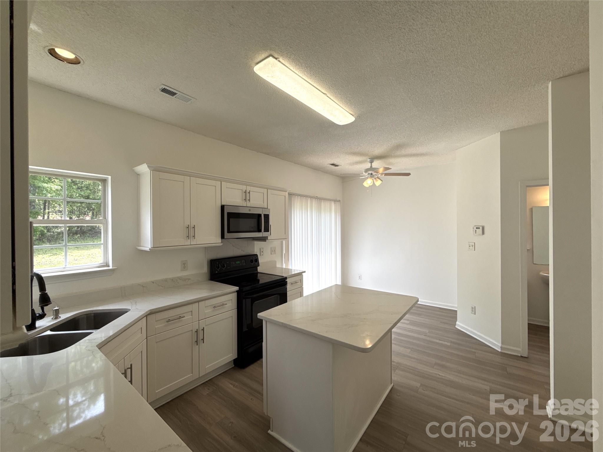 10218 Ridgewell Court