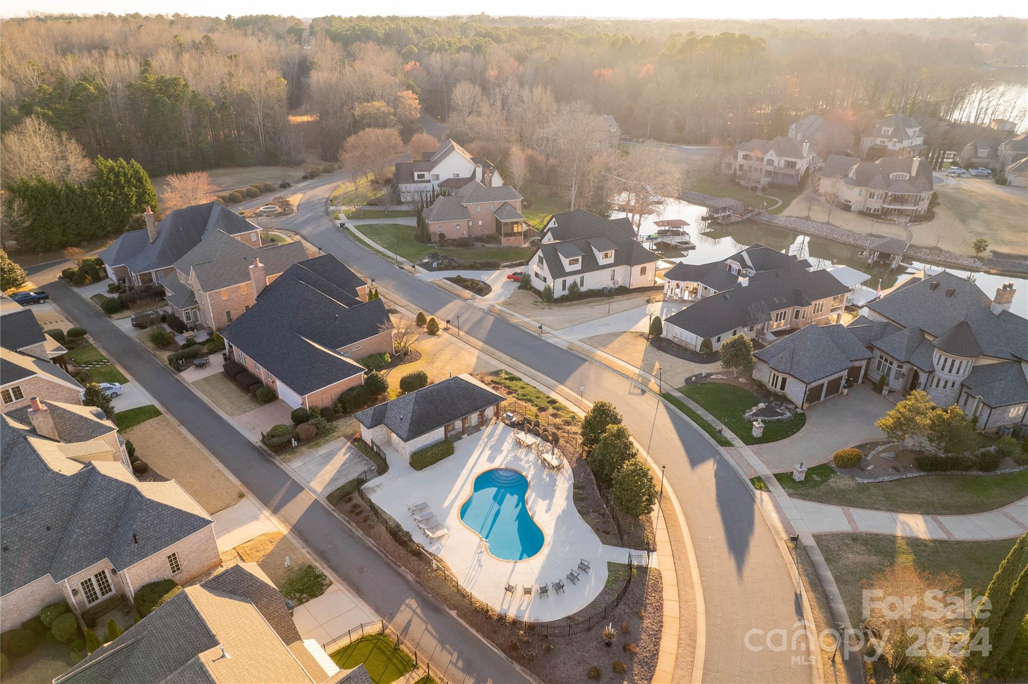 Joslin Pointe - Land