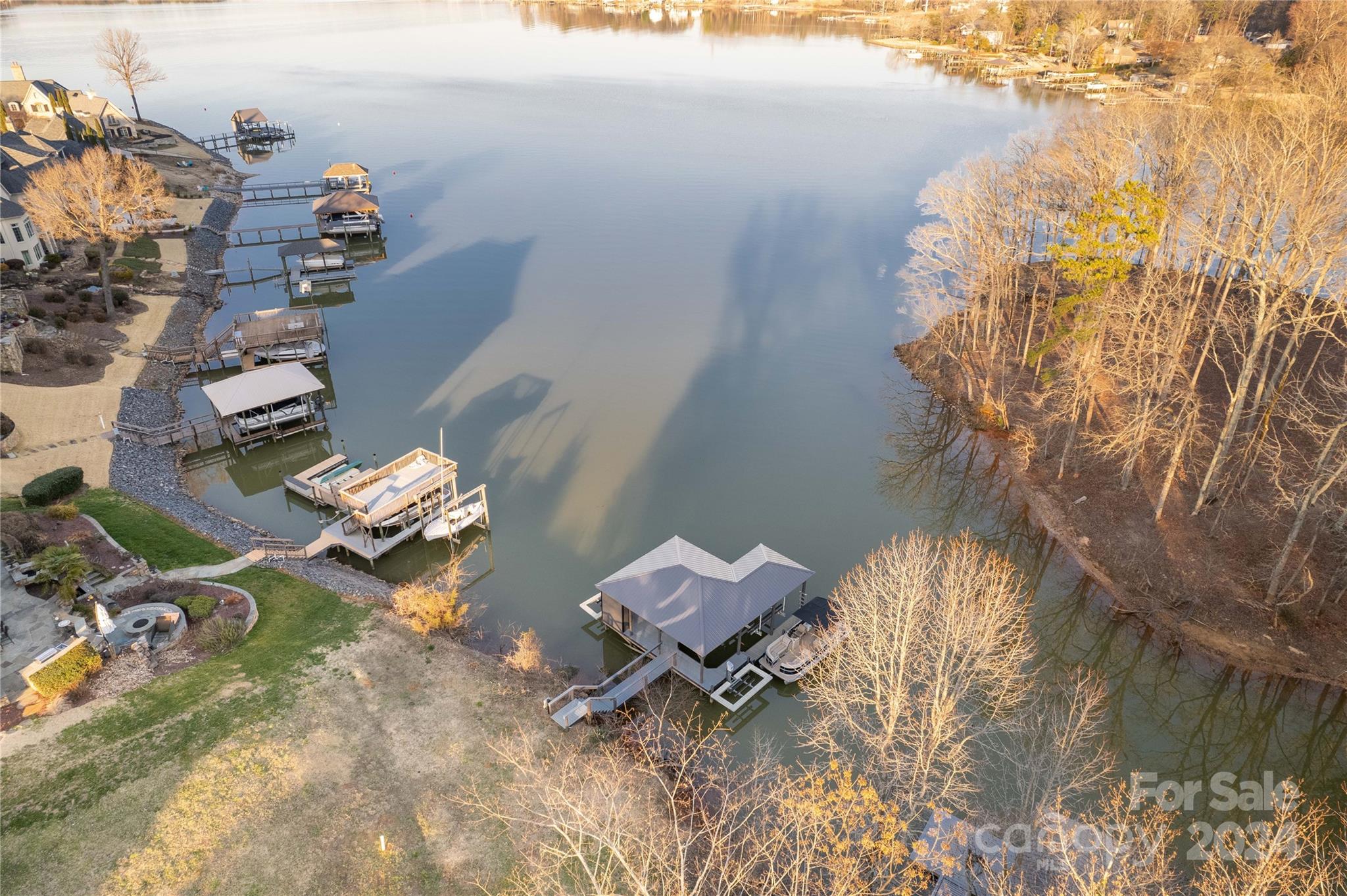 Joslin Pointe - Land