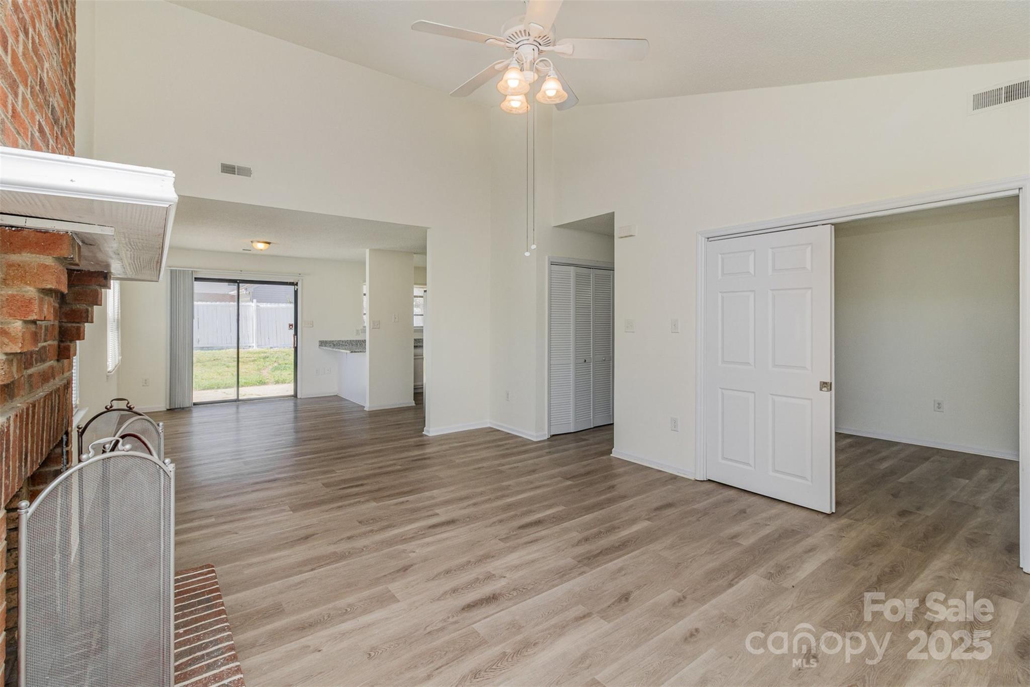 Old Oaks - Residential