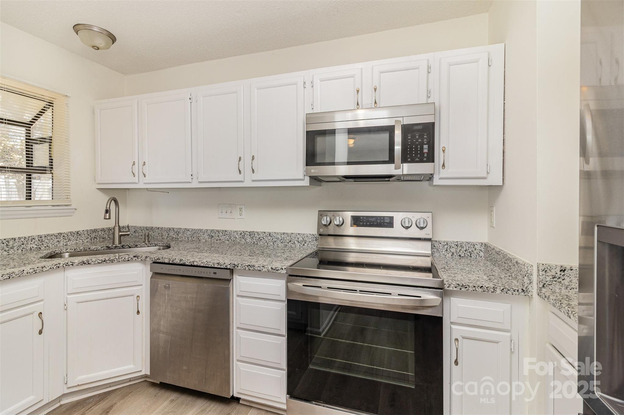 Old Oaks - Residential