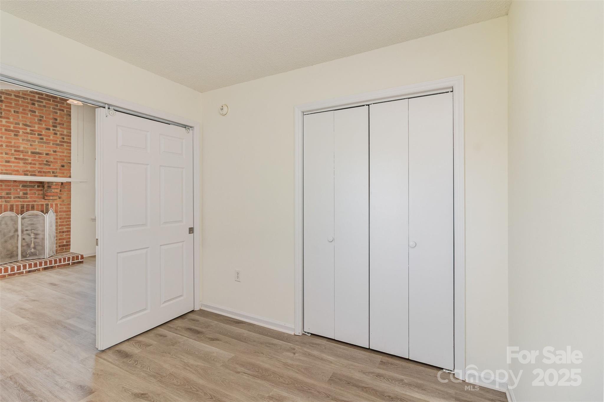 Old Oaks - Residential