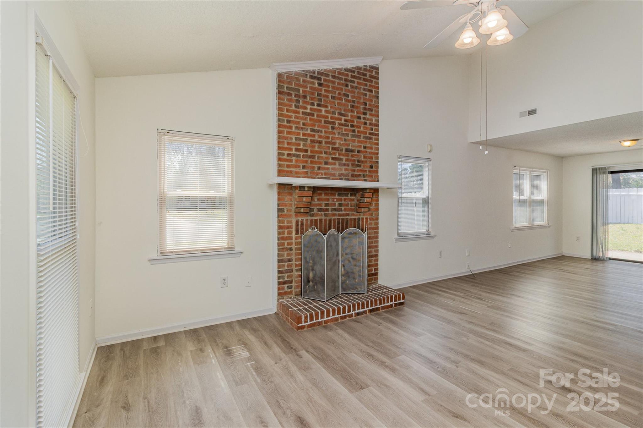 Old Oaks - Residential