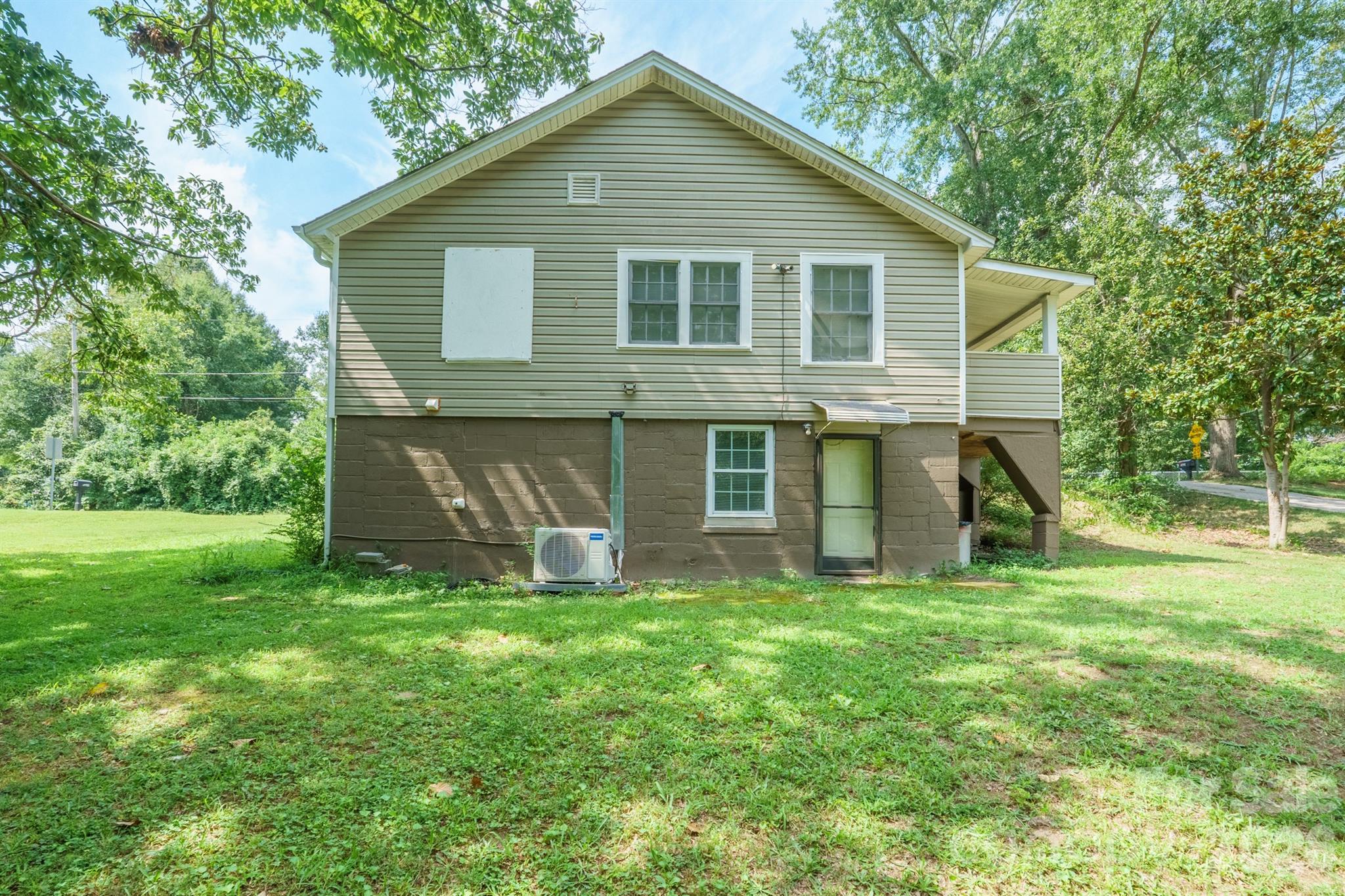 1028 East Drive